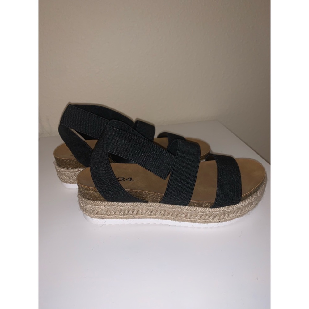 Soda black ankle sandals